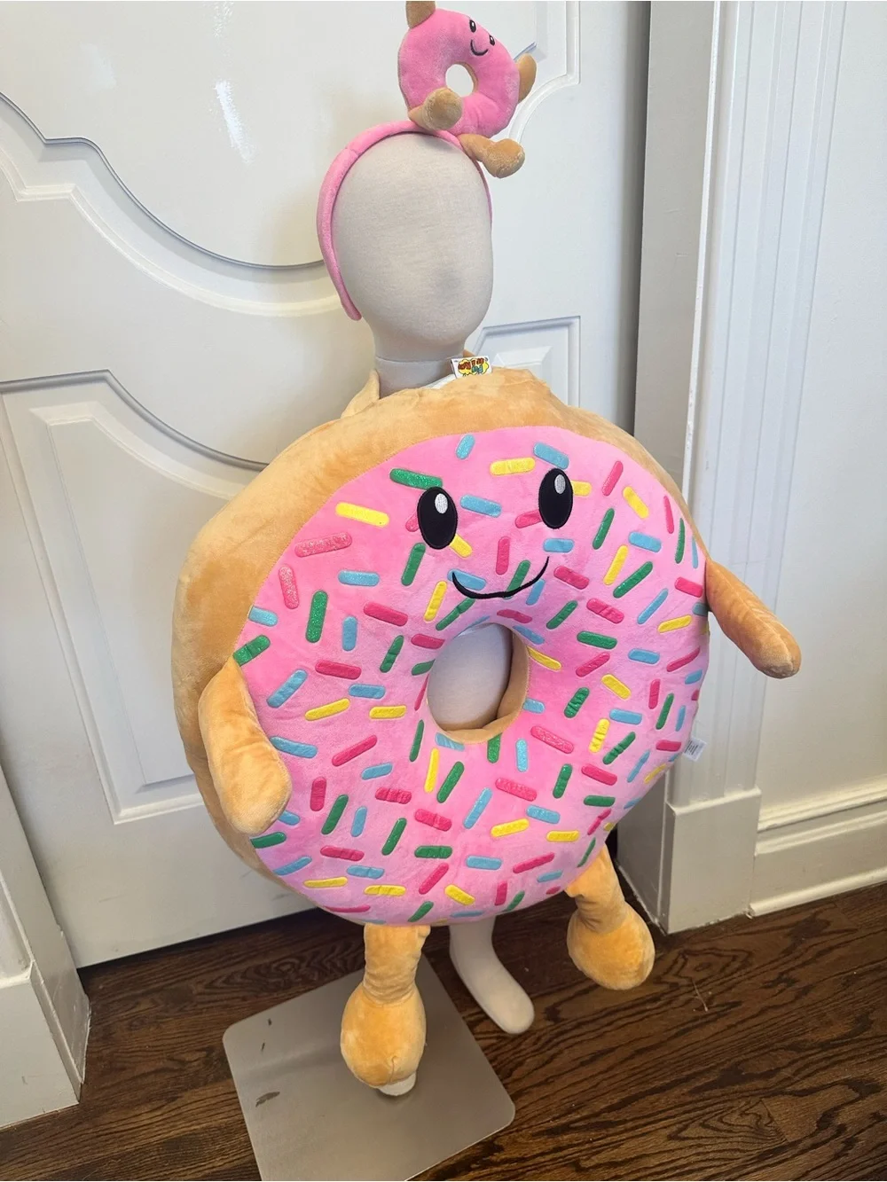Plush Pink Sprinkle Donut Halloween Costume for Kids Frosted 7-12 years NEW 🍩